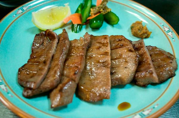 R0011769.jpg 仙台・まるたんの牛たん焼き