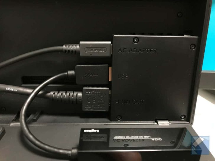 SwitchのUSBポートに有線LANアダプタを接続