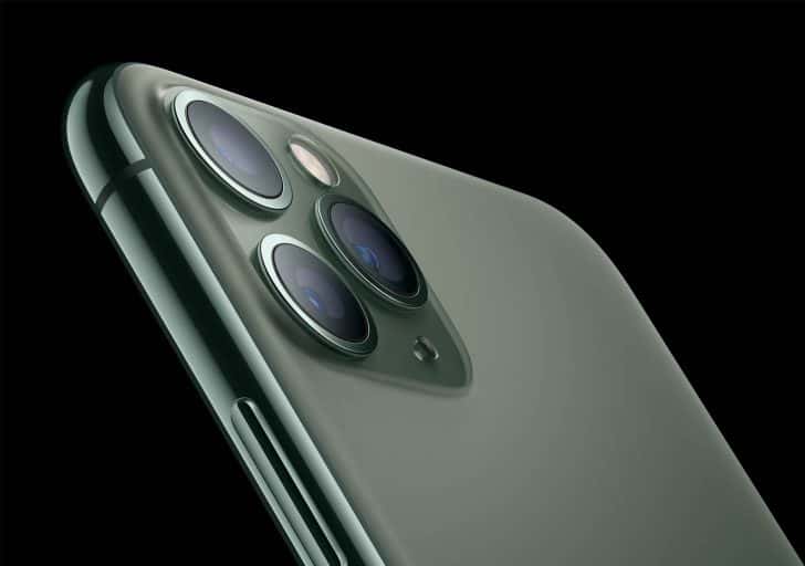 iPhone 11 Proのタピオカトリプルカメラ