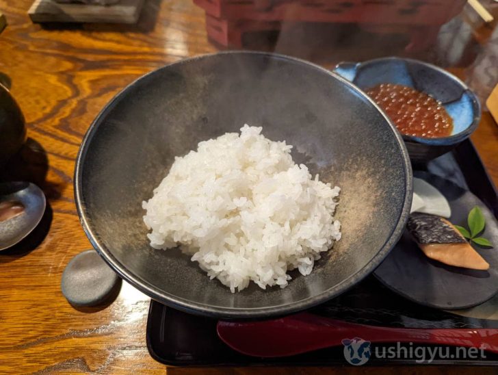 日本を代表する米どころ・新潟県産のコシヒカリを土鍋で炊いたごはん