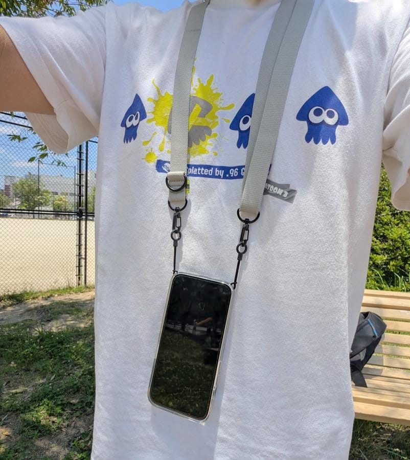 クイックストラップを首にかけたところ