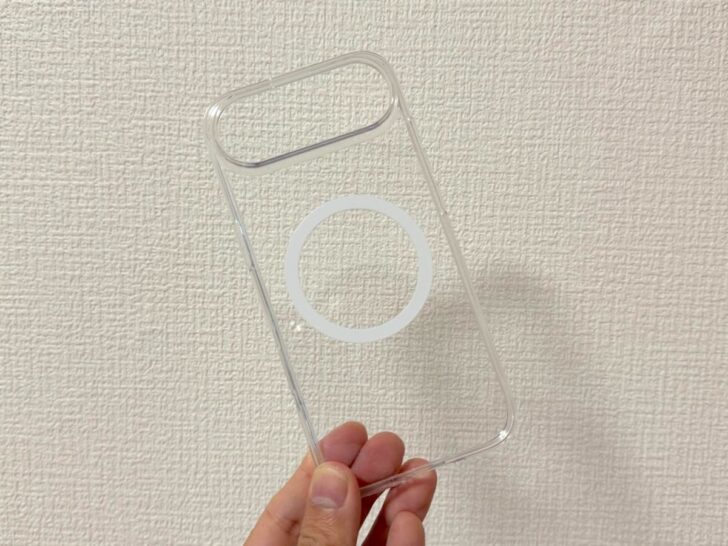 iPhone Airのデザインがそのまま見せられる透明なケース